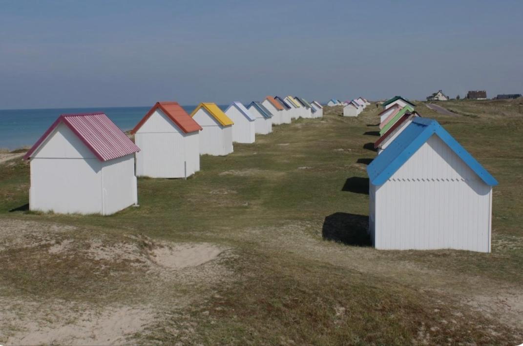 Beach House Gouville-sur-Mer Exterior photo